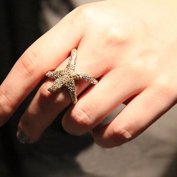 Starfish ring! - Picture 2 of 8
